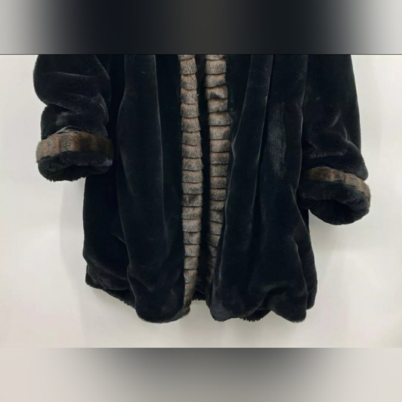 Gallery Designer Woman Faux Fur Women's Coat Hood Black/Brown Unknown Size - Picture 3 of 10